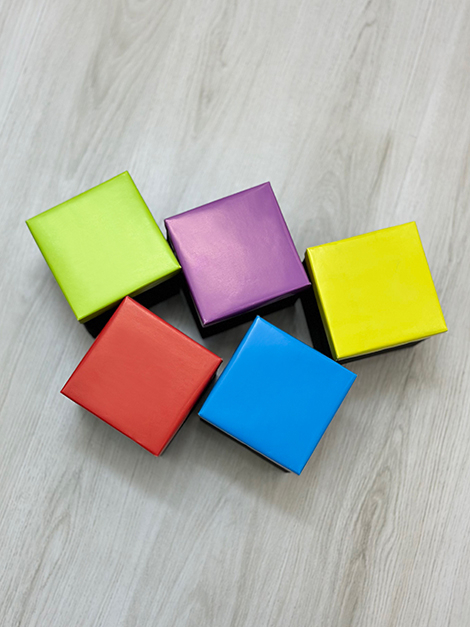 جعبه کادویی مربع رنگارنگ